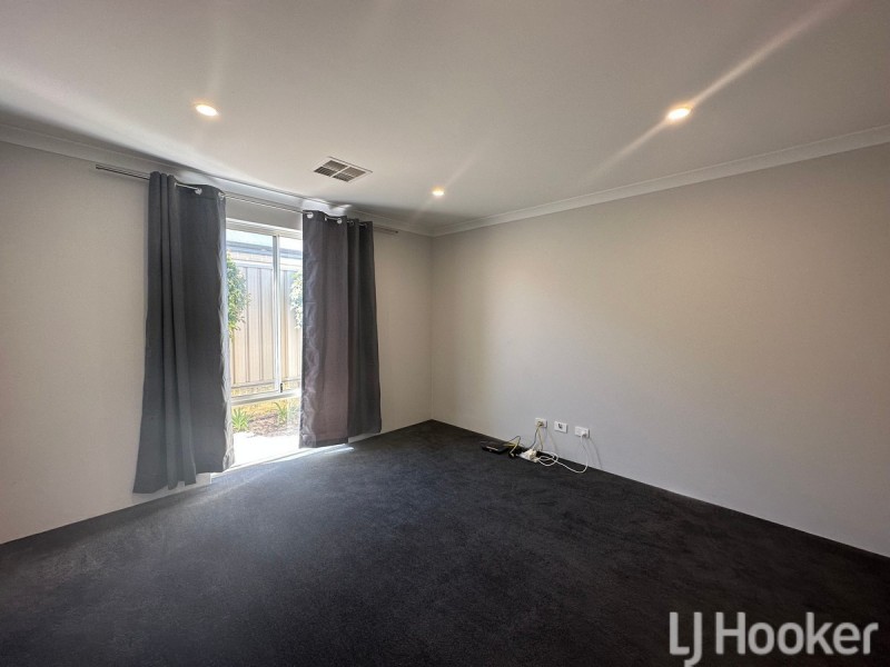 20 Dandelion Road, Karnup WA 6176