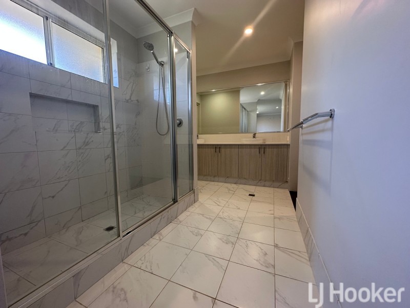 20 Dandelion Road, Karnup WA 6176