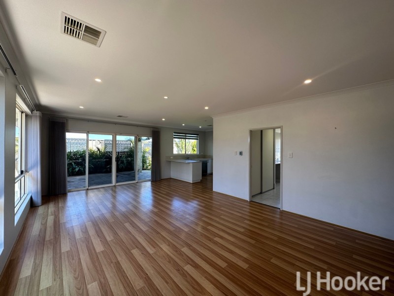 20 Dandelion Road, Karnup WA 6176