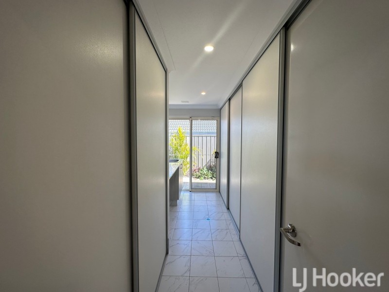 20 Dandelion Road, Karnup WA 6176