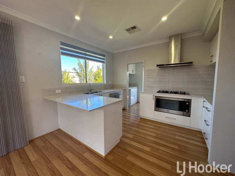 20 Dandelion Road, Karnup WA 6176