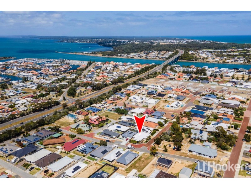 6/4 Maywood Way, Wannanup WA 6210