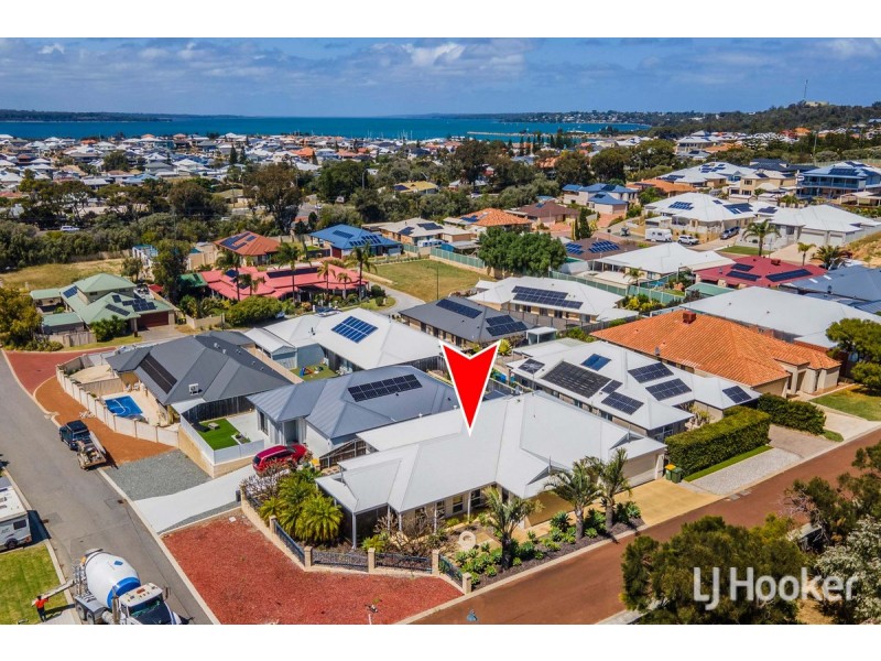 6/4 Maywood Way, Wannanup WA 6210