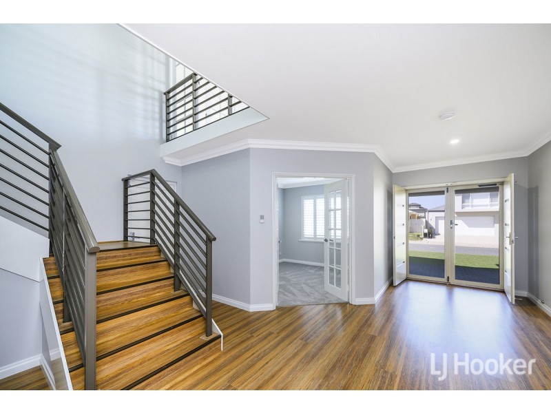 5 George Hibbert Road, Madora Bay WA 6210