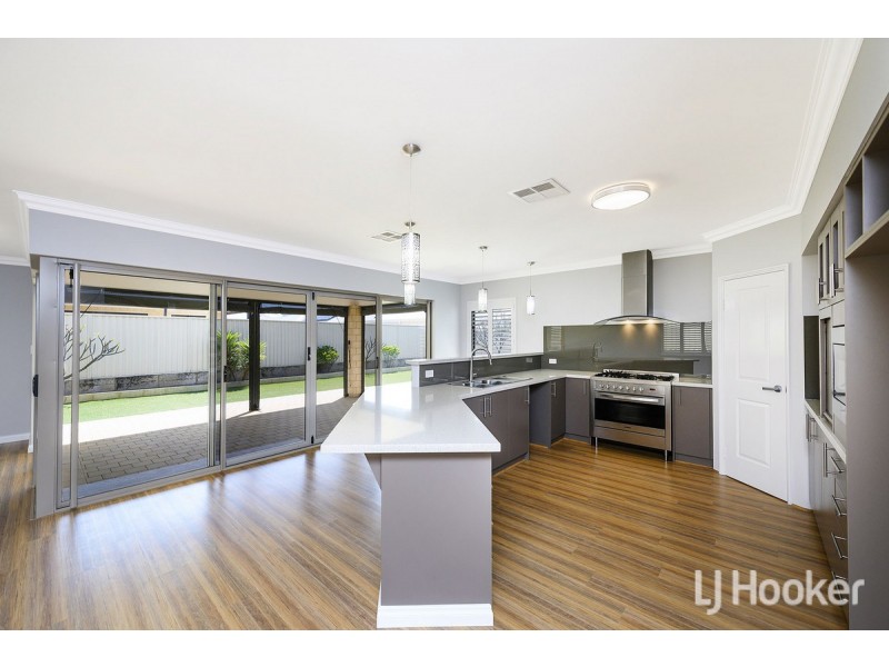 5 George Hibbert Road, Madora Bay WA 6210