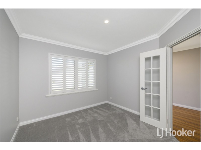 5 George Hibbert Road, Madora Bay WA 6210