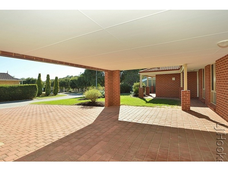 38 Paradise Circuit, Halls Head WA 6210