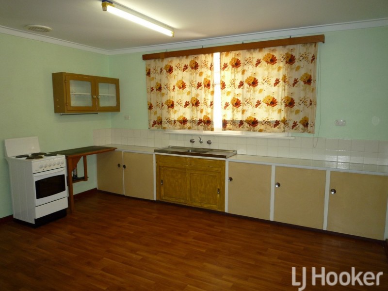 14 Linley Road, Wannanup WA 6210