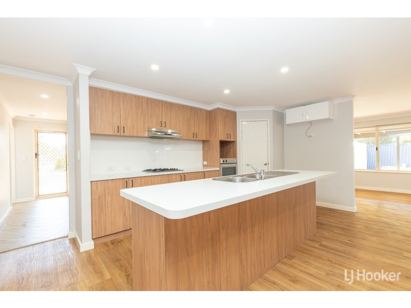 84 Pimento Circle, Port Kennedy WA 6172