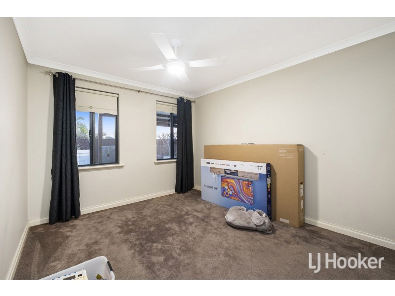12 Highview Rise, Halls Head WA 6210