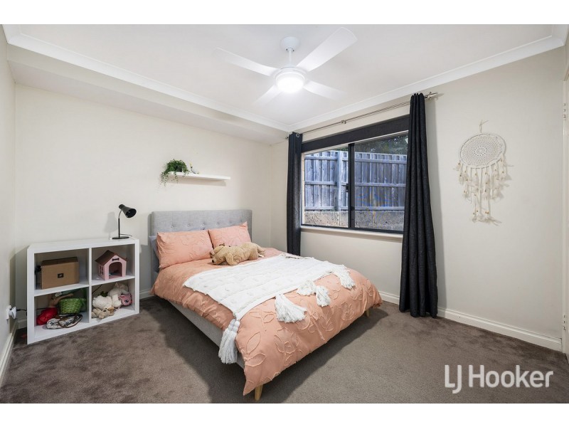 12 Highview Rise, Halls Head WA 6210