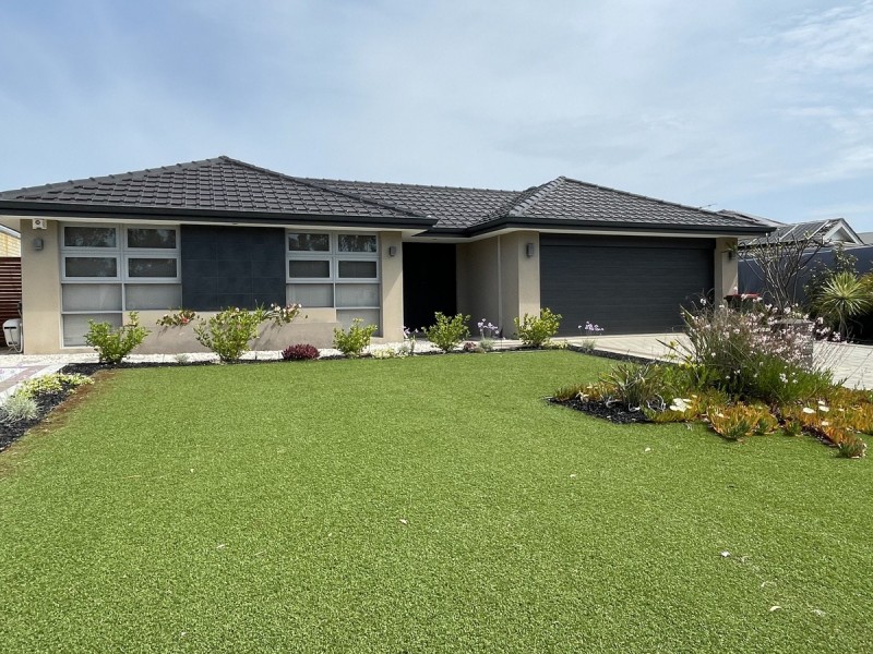 13 Placid Bend, South Yunderup WA 6208