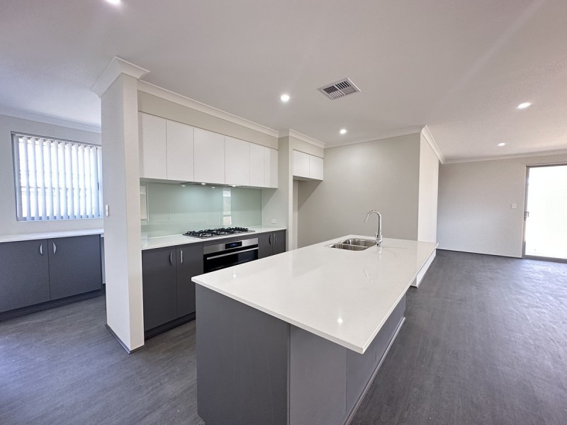 26 Feldspar Road, Karnup WA 6176