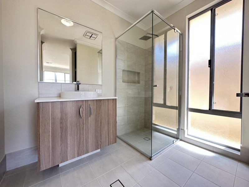 26 Feldspar Road, Karnup WA 6176