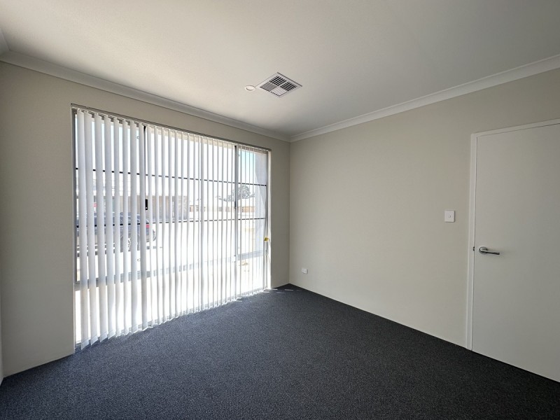 26 Feldspar Road, Karnup WA 6176