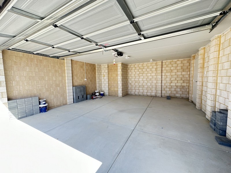 26 Feldspar Road, Karnup WA 6176