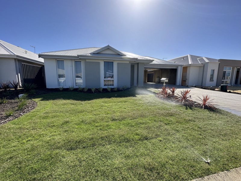 17 Asbury Road, Madora Bay WA 6210