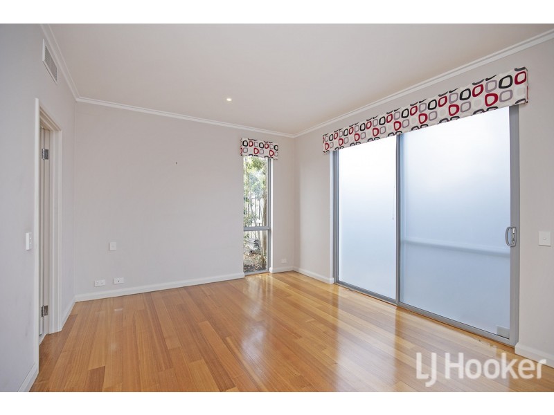 2 Tylney Loop, Meadow Springs WA 6210