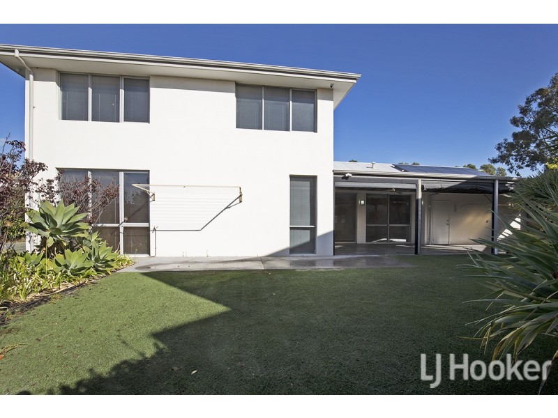 2 Tylney Loop, Meadow Springs WA 6210