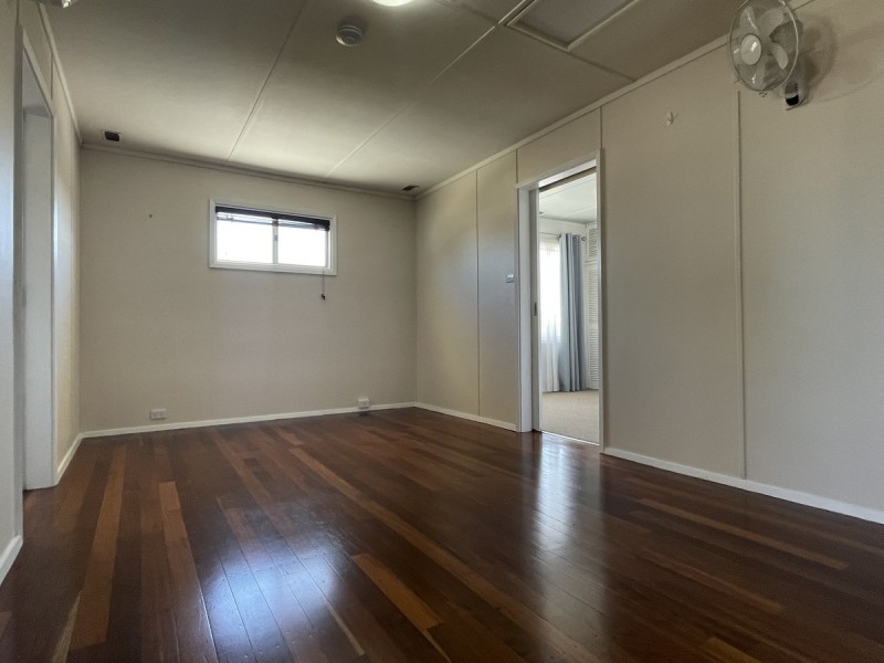 56 Axminster Street, Warnbro WA 6169