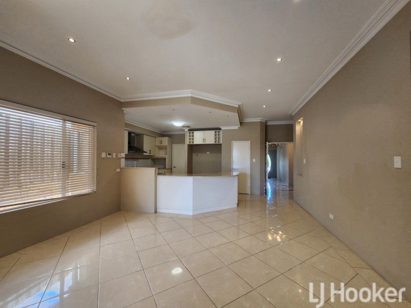 5 Carissa Turn, Halls Head WA 6210