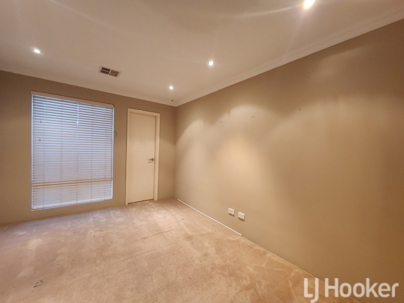 5 Carissa Turn, Halls Head WA 6210