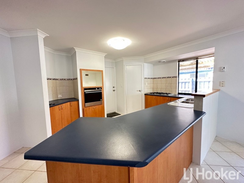 60 Pebble Beach Boulevard, Meadow Springs WA 6210