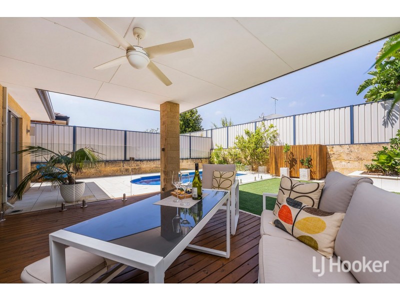 88 Meadow Springs Drive, Meadow Springs WA 6210