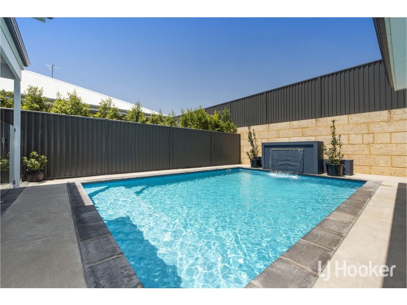 52 Bloomfield Parkway, Baldivis WA 6171