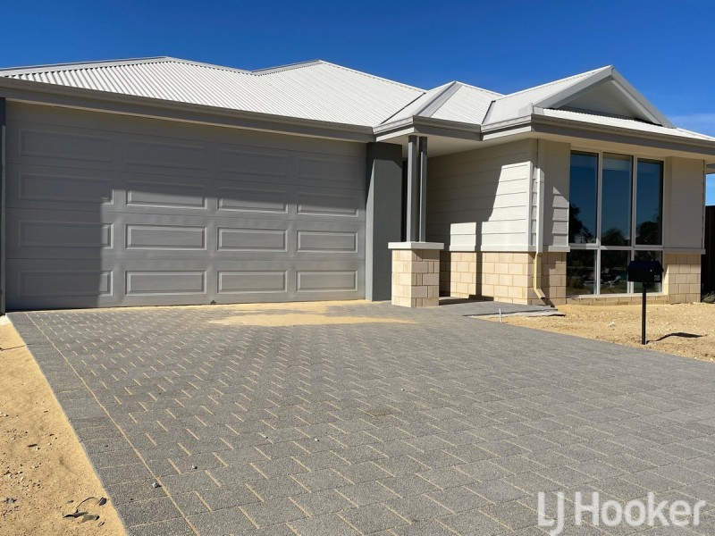 28 Setosa Drive, Forrestfield WA 6058