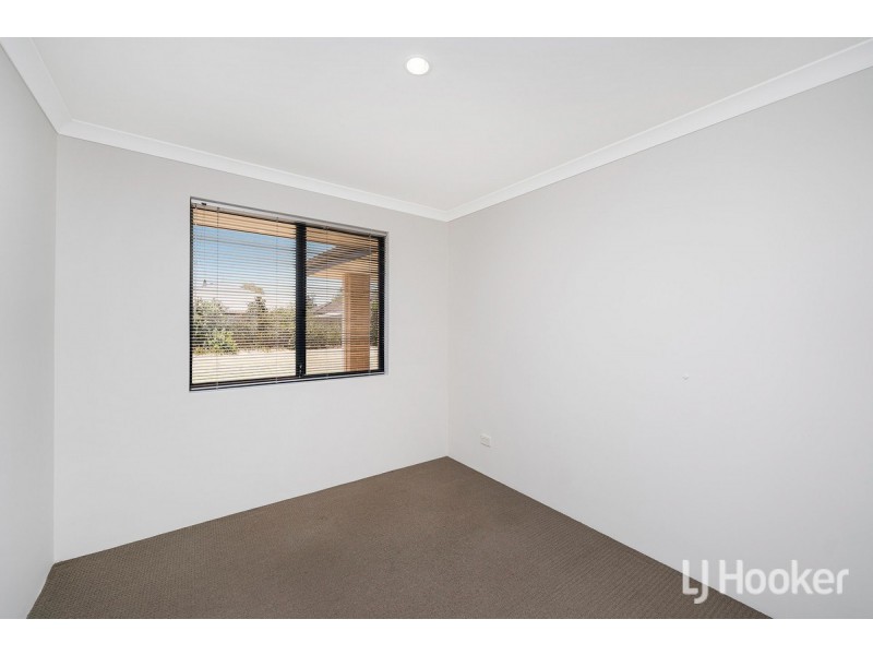 4 Padbury Road, Pinjarra WA 6208