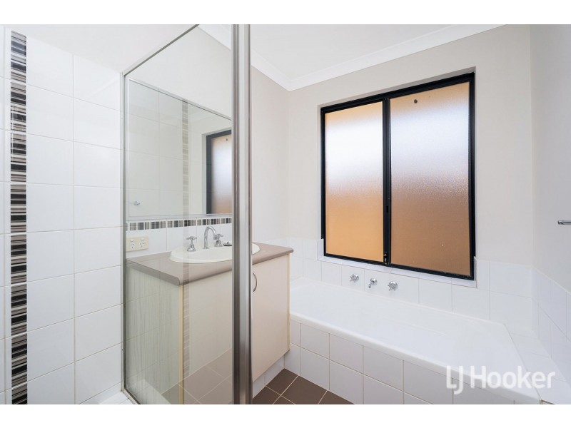 4 Padbury Road, Pinjarra WA 6208