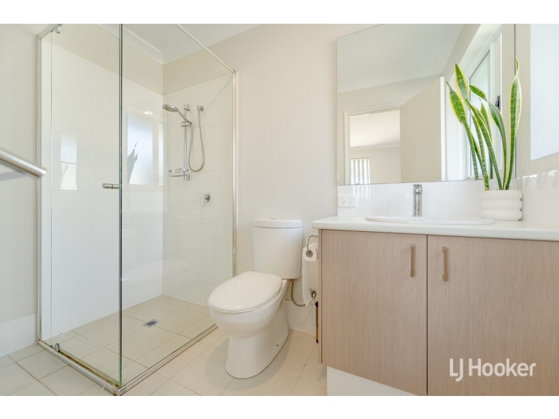 6 Ellinwood Loop, Meadow Springs WA 6210