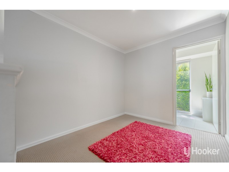 6 Ellinwood Loop, Meadow Springs WA 6210