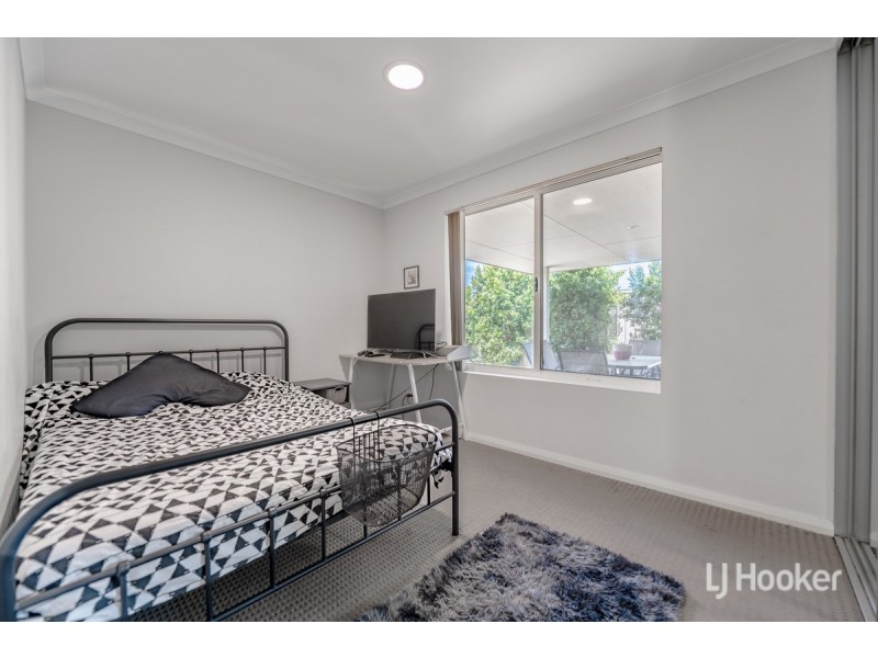 6 Ellinwood Loop, Meadow Springs WA 6210