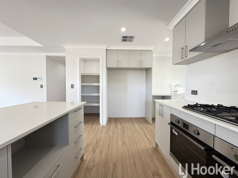 9 Woodstock Avenue, Dawesville WA 6211