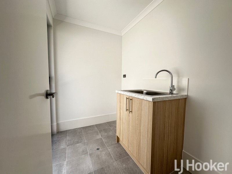 9 Woodstock Avenue, Dawesville WA 6211