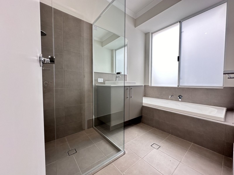 1 Elsham Close, Meadow Springs WA 6210