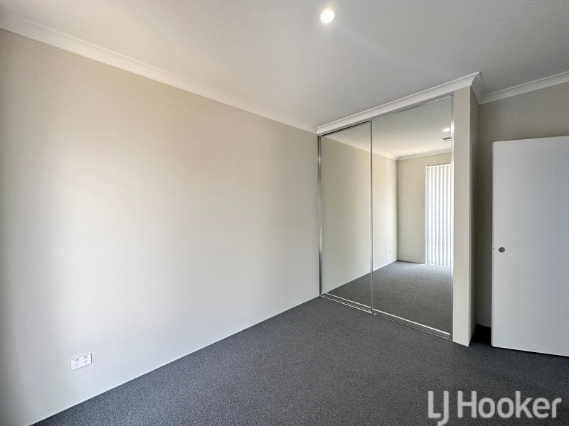 1 Elsham Close, Meadow Springs WA 6210