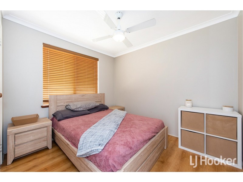 2 Barlee Close, Greenfields WA 6210