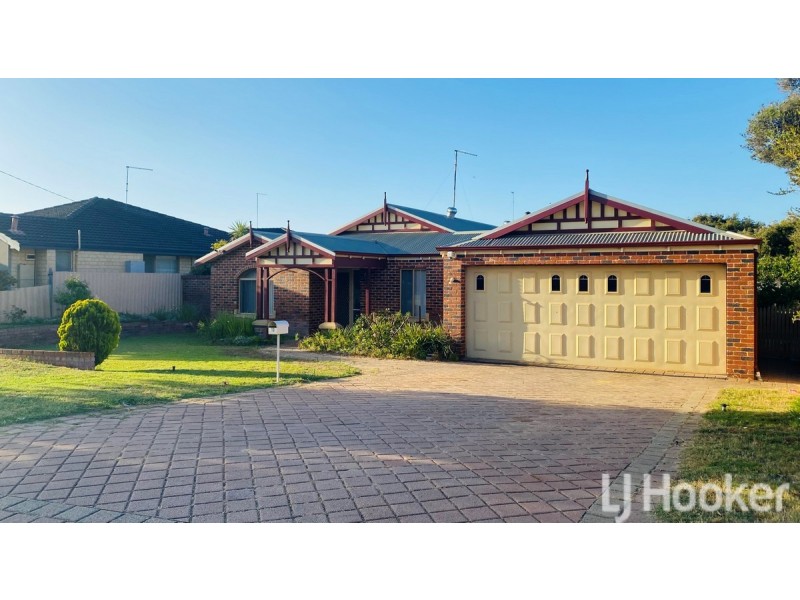 12 Jannali Way, San Remo WA 6210