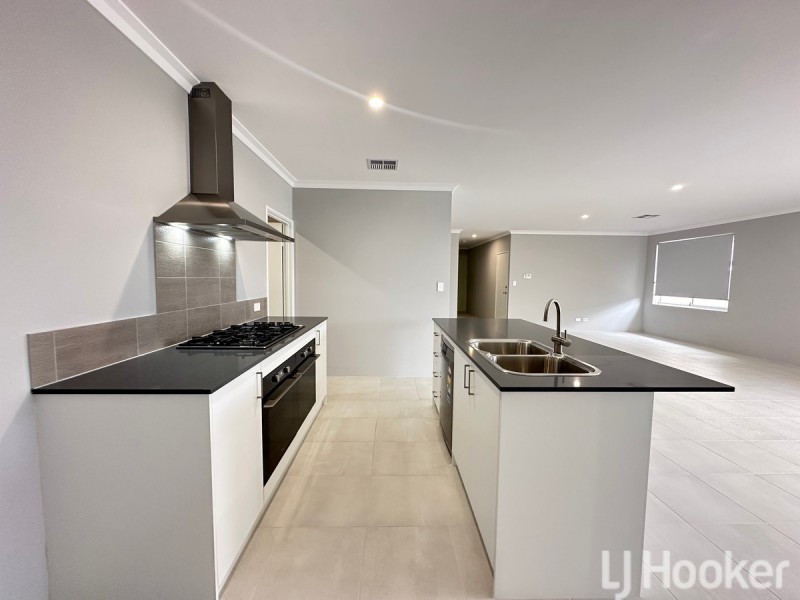 3 Lauderdale Road, Madora Bay WA 6210