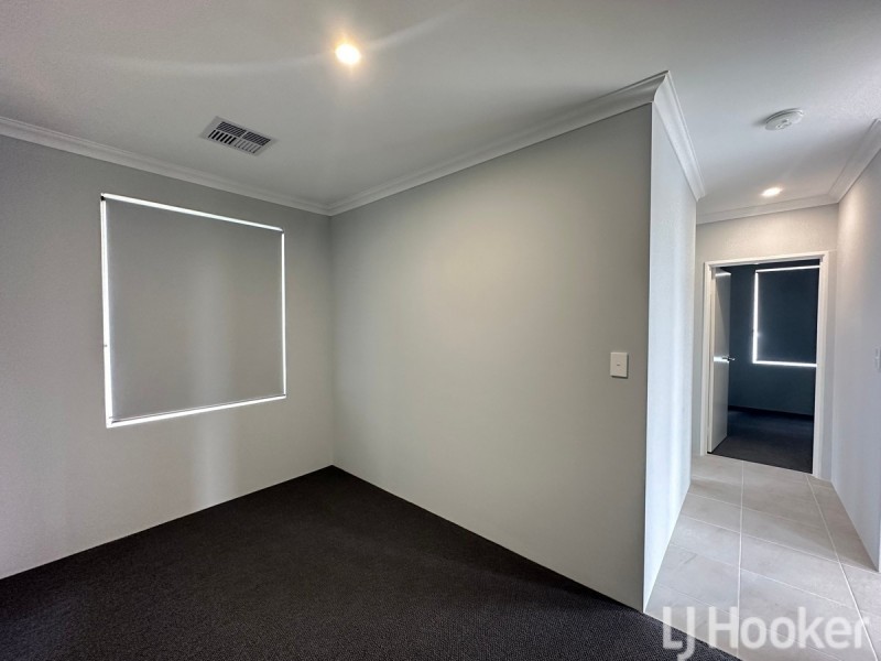 61 Sarasota Loop, Madora Bay WA 6210