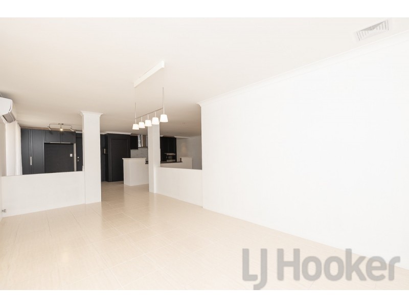 38 Camden Way, Meadow Springs WA 6210