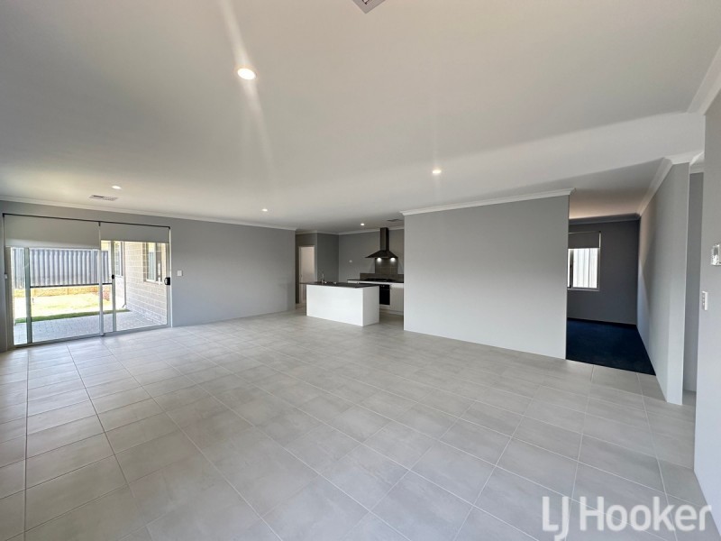 6 Coronado Way, Madora Bay WA 6210