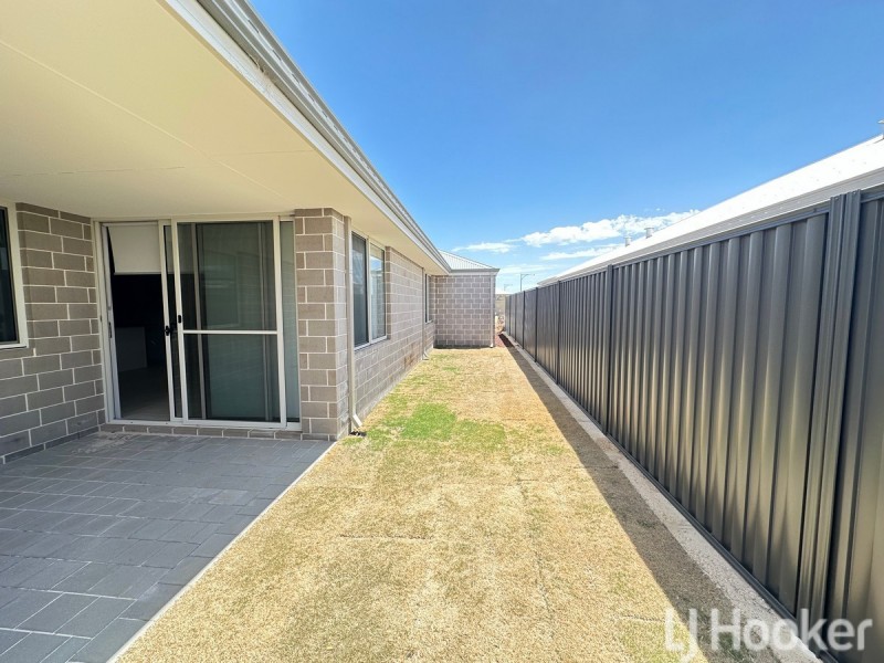 6 Coronado Way, Madora Bay WA 6210