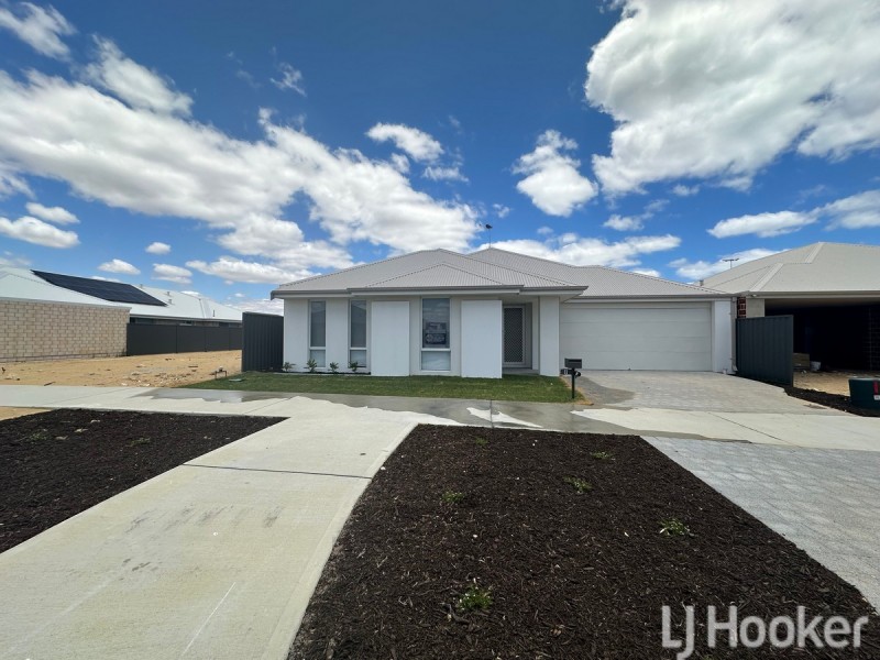 8 Nebo Way, Lakelands WA 6180