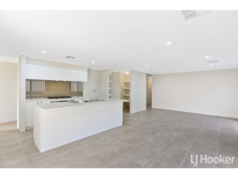 55 Sarasota Loop, Madora Bay WA 6210