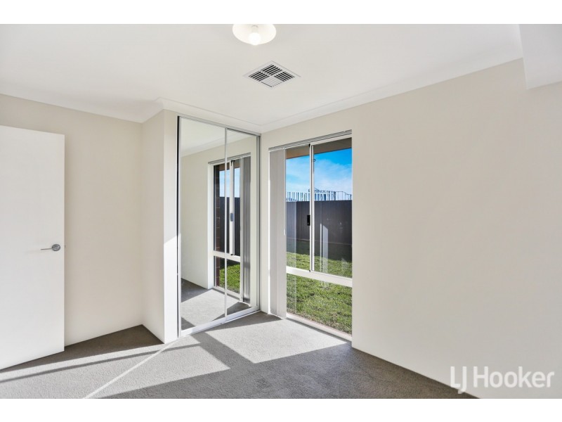 55 Sarasota Loop, Madora Bay WA 6210