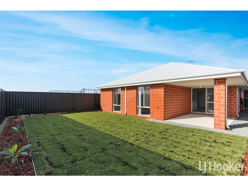 55 Sarasota Loop, Madora Bay WA 6210